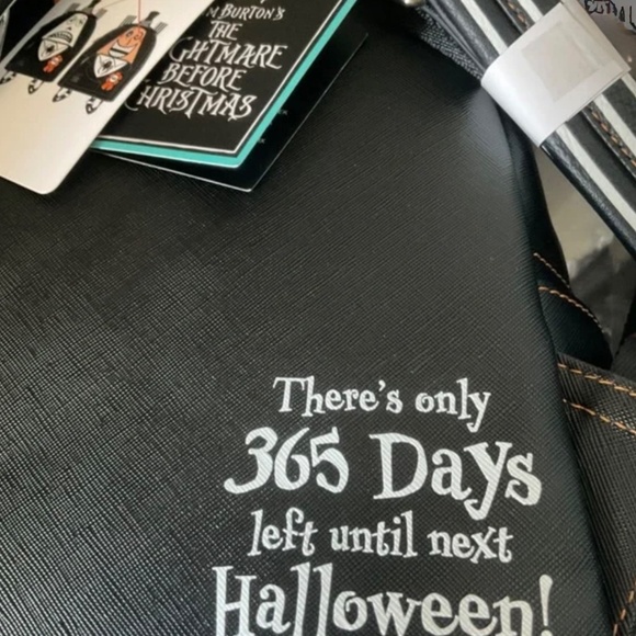 LOUNGEFLY  NIGHTMARE BEFORE CHRISTMAS   MAYOR BACKPACK COSPLAY NWT - Picture 2 of 3